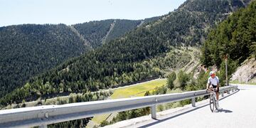 Purito, en la subida a Arinsal con AS