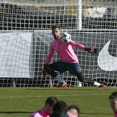 Torres apunta a ser el compañero de Griezmann en la delantera