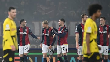 Bologna's players celebrate their team's second goal during the UEFA Champions League football match between Bologna and Borussia Dortmund at the Renato Dall'Ara stadium in Bologna on January 21, 2025. (Photo by Alberto PIZZOLI / AFP)