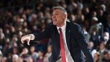 BARCELONA, SPAIN - FEBRUARY 02: Sarunas Jasikevicius, Head Coach of FC Barcelona in action during the 2022-23 Turkish Airlines EuroLeague Regular Season Round 23 game between FC Barcelona and FC Bayern Munich at Palau Blaugrana on February 02, 2023 in Barcelona, Spain. (Photo by Rodolfo Molina/Euroleague Basketball via Getty Images)