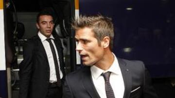 <b>EN MADRID. </b>La plantilla del Celta, con De Lucas al frente, llegó a las 19:15h. al Hotel Miguel Ángel.