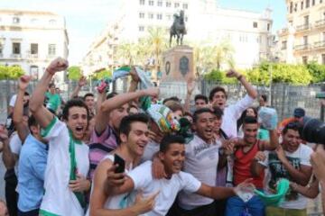 Celebración en las calles de córdoba por el ascenso de su equipo a primera división