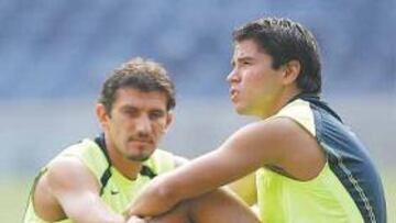 <b>DEL VERDE AL BLANCO. </b>Javier Saviola no tendrá que soportar a partir de ahora las sesiones en Can Barça.
