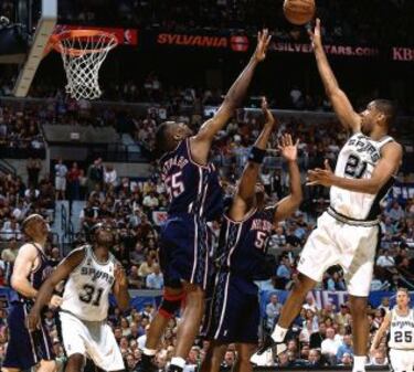 El &#039;gigante fundamental&#039; es el mejor ala-p&iacute;vot de la historia del baloncesto.