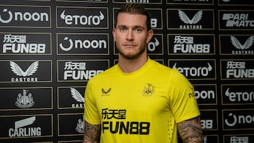NEWCASTLE UPON TYNE, ENGLAND - SEPTEMBER 08: Newcastle United Unveil New Signing Loris Karius at The Newcastle United Training Centre on September 08, 2022 in Newcastle upon Tyne, England. (Photo by Serena Taylor/Newcastle United via Getty Images)