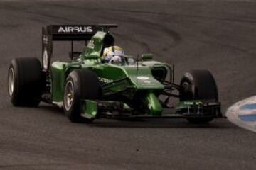 Marcus Ericsson piloto de Caterham con el nuevo CT05 en Jerez.