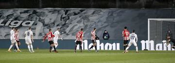 1-0. Toni Kroos marcó el primer gol.