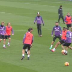 James Rodríguez brilla en la práctica: gran túnel a Danilo