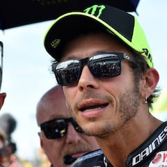 Rossi: "Es una estupidez renovar antes de empezar la temporada"