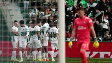 El Elche ridiculiza a Las Palmas