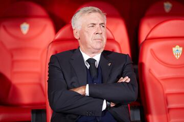 Ancelotti en el banquillo