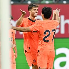 Alberto Marí da brillo a su renovación con un doblete