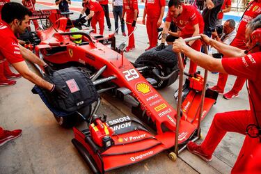 Mick Schumacher qued segundo en su debut con el Ferrari SF90 en los test de Bahrin, slo por detrs del piloto neerlands Max Verstappen.