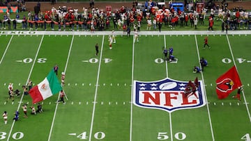 MEX486. CIUDAD DE MÉXICO (MÉXICO), 21/11/2022.- Fotografía del estadio Azteca previo a un juego entre Arizona Cardinals y San Francisco 49ers por la semana 11 de la NFL, hoy en Ciudad de México (México). EFE/Isaac Esquivel