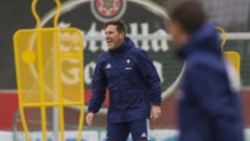 Berizzo en un entrenamiento