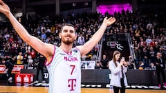 Un chileno se consagra en Europa: ¡campeón de Champions!