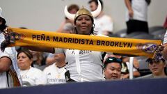 ARLINGTON, TEXAS - JULY 29: A Real Madrid supporter displays a scarf before the pre-season friendly match between FC Barcelona and Real Madrid at AT&T Stadium on July 29, 2023 in Arlington, Texas.   Sam Hodde/Getty Images/AFP (Photo by Sam Hodde / GETTY IMAGES NORTH AMERICA / Getty Images via AFP)