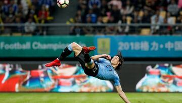 Están las chilenas y después esta de Cavani: impresionante