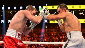 El boxeador mexicano, Canelo ?lvarez, se llev¨® la victoria por decisi¨®n un¨¢nime despu¨¦s de arrollar a Gennady Golovkin durante todo el encuentro.