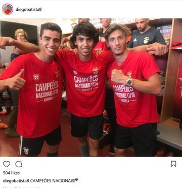 En 2018 se proclamó campeón juvenil de Portugal con el Benfica.