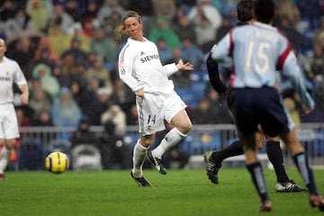 Dos asistencias magistrales de tacón del 14 madridista. La primera fue en el Bernabéu contra el Sevilla para asistir a Zidane y la segunda en La Coruña en 2010 asistiendo a Benzema.