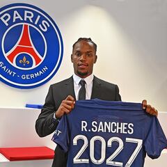 Oficial: Renato Sanches, cuarto fichaje del PSG