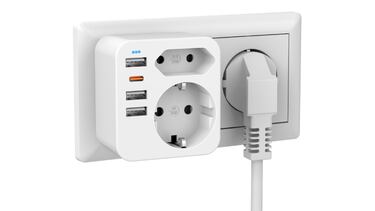 Ahorra 51 euros en esta regleta con seis enchufes y apta para USB