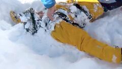 v&iacute;deo rescate avalancha primera persona esqui