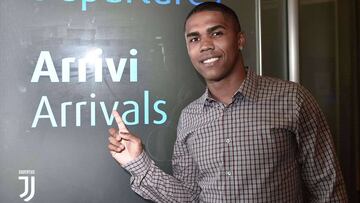 Oficial: Douglas Costa, nuevo jugador de la Juventus