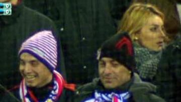 Paulo Futre, en el fondo sur del estadio Vicente Calderón