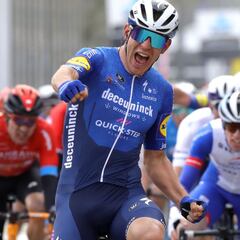 Ballerini remata en la Omloop la exhibición de Alaphilippe