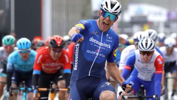 Ninove (Belgium), 27/02/2021.- Italian cyclist Davide Ballerini of DeceuninckñQuick-Step celebrates winning the Omloop Het Nieuwsblad cycling race, over 201km from Ghent to Ninove, Belgium, 27 February 2021. Omloop Het Nieuwsblad cycling race is the first the Flanders classics cycling race of the season. (Ciclismo, Bélgica, Gante) EFE/EPA/OLIVIER HOSLET