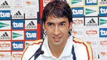 <b>DEBATES.</b> "Si eres profesional están en el ojo del huracán para lo bueno y lo malo"