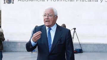Paco Roig a la salida de la Audiencia Provincial de Valencia.