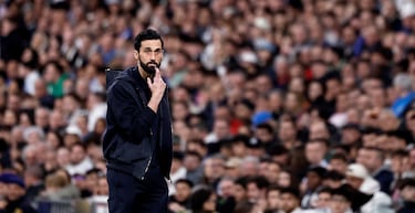 Tenso cara a cara en el vestuario 