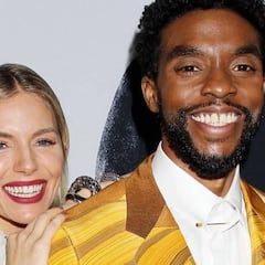 Sienna Miller revela que Chadwick Boseman le dio parte de su sueldo en '21 Bridges'