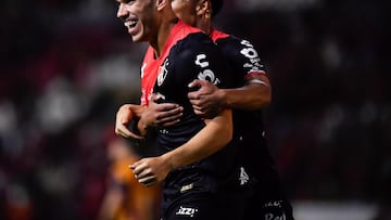  Carlos Robles celebrates his goal 2-1 of Atlas during the 15th round match between Atlas and Atletico San Luis as part of the Torneo Clausura 2024 Liga BBVA MX at Jalisco Stadium on April 14, 2024 in Guadalajara, Jalisco, Mexico.