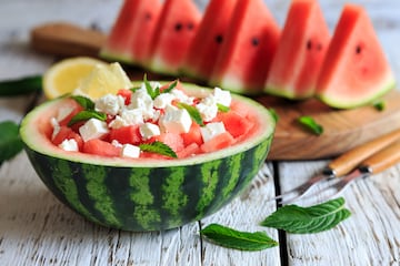 Una combinacin sorprendente de dulce y salado, ideal para das calurosos, se puede a?adir una hojitas de menta.