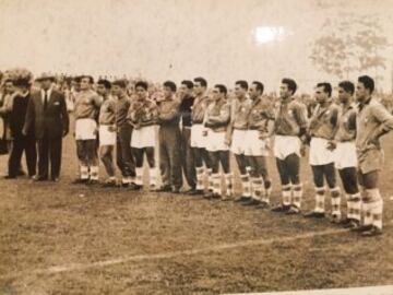 Adauto Iglesias jugó en el Real Madrid y con 31 años se marchó a Australia, donde fue pionero del 'soccer' e ídolo de la afición.