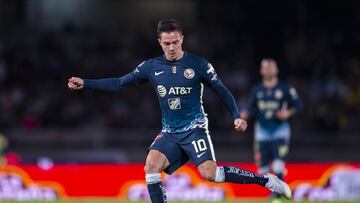 Sebastián Córdova durante un partido del América