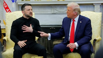 Volodimir Zelensky, presidente de Ucrania, y Donald Trump, su contraparte de Estados Unidos, discuten en el Salón Oval de la Casa Blanca.