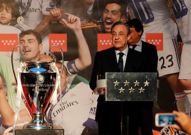 En 2014, el Real Madrid conquistó su décima Champions League, venciendo al Atlético en una final épica con gol de Ramos en el 93’. Con Ancelotti al mando, el equipo también ganó la Copa del Rey ante el Barça, con golazo de Bale. Fue un año mágico que marcó el renacer europeo del club.