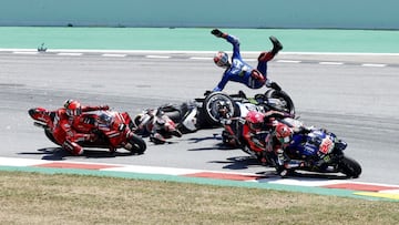 La accidentada salida de MotoGP.