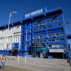 Cuatro futbolistas de Vélez Sarsfield, denunciados por agresión sexual en grupo