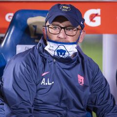 Pumas cerca de renovar a Andrés Lillini