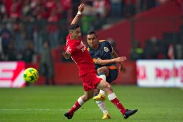 Así se vivió en el campo el partido de ida de semifinales entre los Diablos Rojos y el conjunto del Rebaño en el Nemesio Diez.