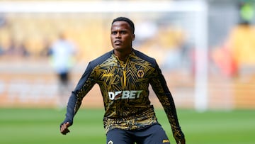 WOLVERHAMPTON, ENGLAND - AUGUST 09: New signing Jhon Arias of Wolverhampton Wanderers looks on during the pre-season friendly match between Wolverhampton Wanderers and Celta Vigo at Molineux on August 09, 2025 in Wolverhampton, England. (Photo by Malcolm Couzens/Getty Images)