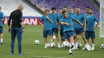 La plantilla del Real Madrid, durante un entrenamiento.