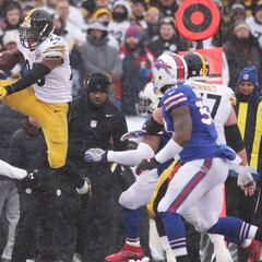 Le'Veon Bell hace historia en unos Steelers imparables