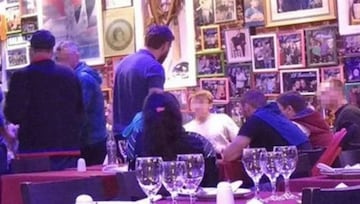 Los ultras, reunidos en un local de Buenos Aires.